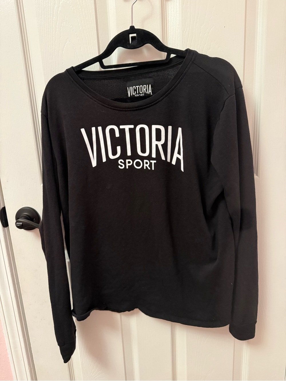Victoria Sport by Victoria’s Secret Black Crewneck Pullover Sweatshirt